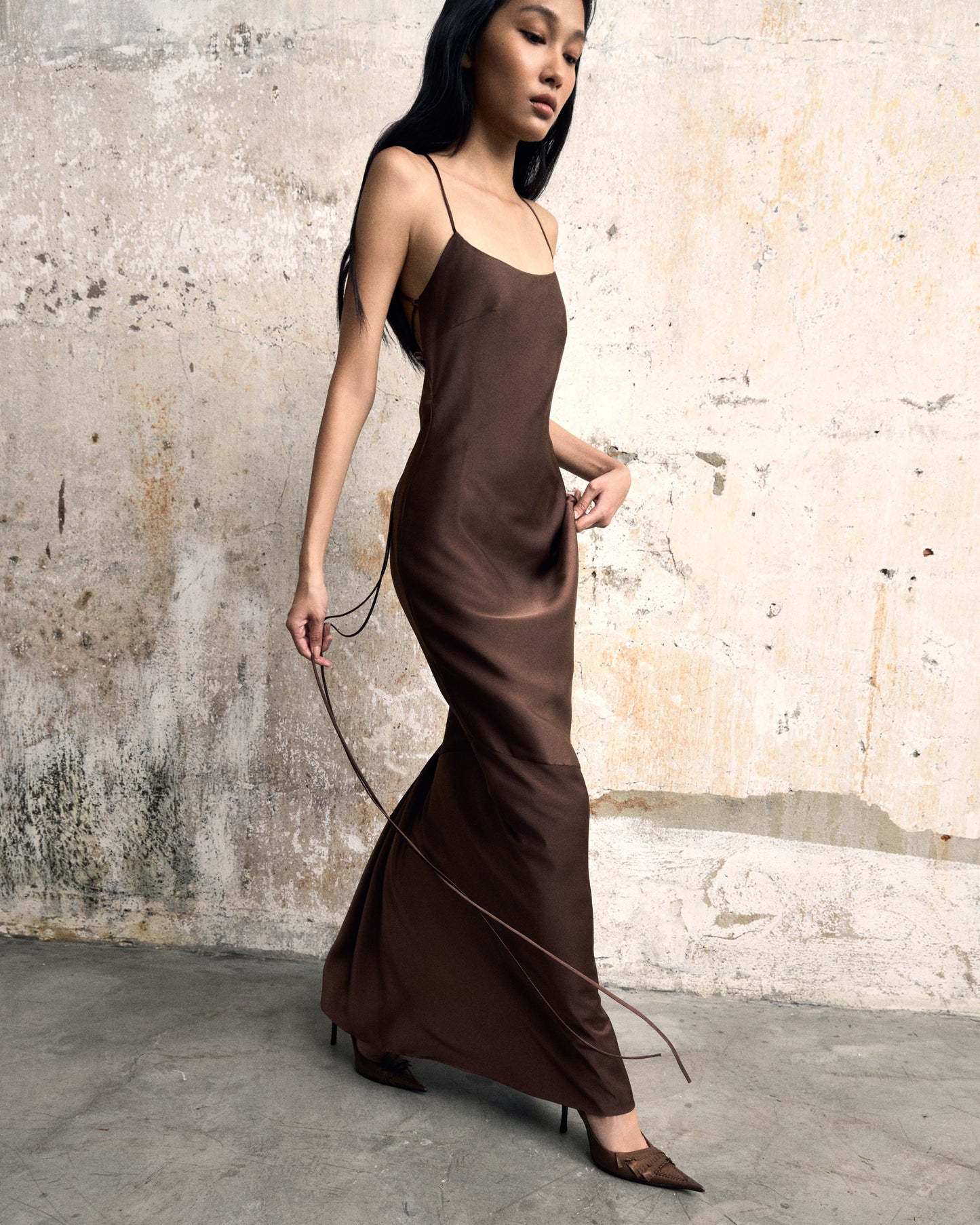 Đầm Tám Tiết Nâu