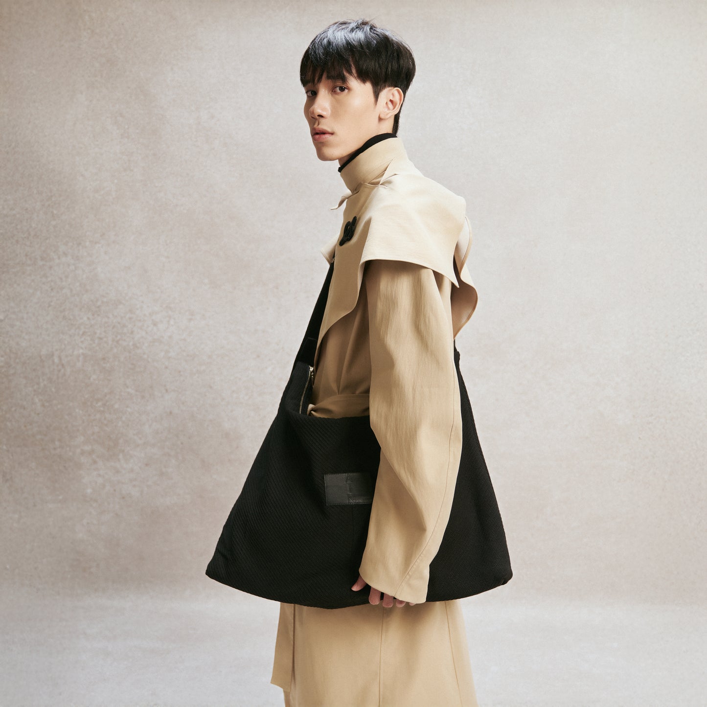 Beige Larris Trench Coat AIN Astoud