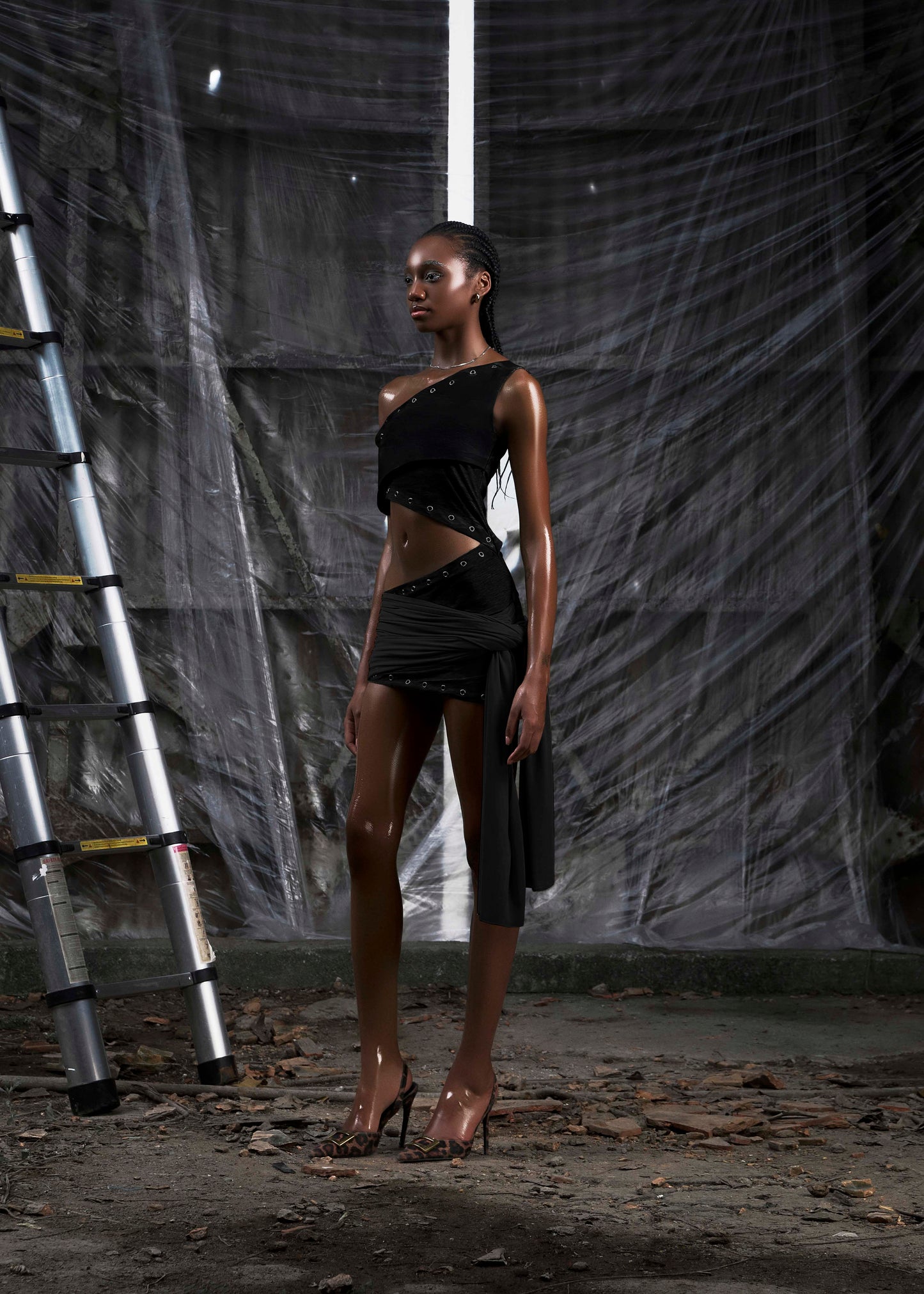 None Black One Shoulder Cut Out Wrapped Hips Dress